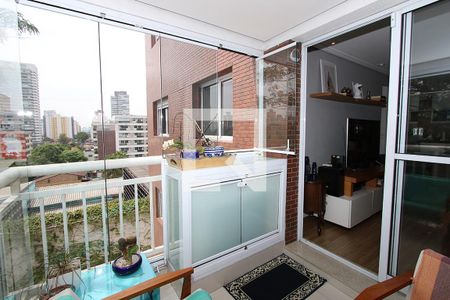 Apartamento para alugar com 71m², 2 quartos e 2 vagas Apartamento para alugar com 71m², 2 quartos e 2 vagasVaranda