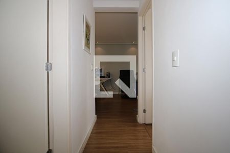 Apartamento para alugar com 71m², 2 quartos e 2 vagas Apartamento para alugar com 71m², 2 quartos e 2 vagasCorredor Quartos