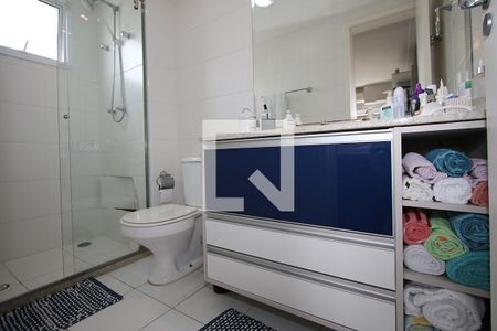 Apartamento para alugar com 71m², 2 quartos e 2 vagas Apartamento para alugar com 71m², 2 quartos e 2 vagasBanheiro da Suíte