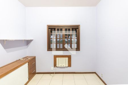 Apartamento à venda com 150m², 3 quartos e 1 vagaQuarto 2