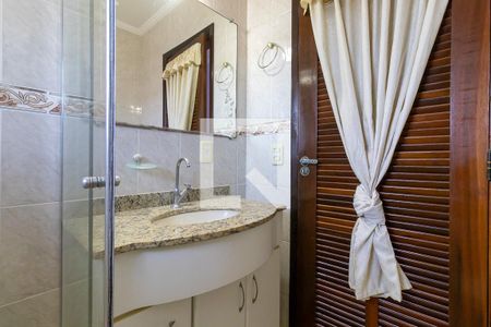 Casa à venda com 250m², 4 quartos e 2 vagas Casa à venda com 250m², 4 quartos e 2 vagasBanheiro da suíte 3