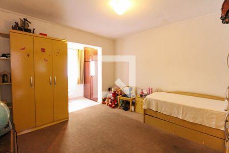 Casa à venda com 140m², 4 quartos e 1 vagaSuíte