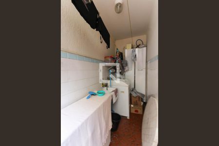 Casa à venda com 140m², 4 quartos e 1 vagaÁrea de Serviço