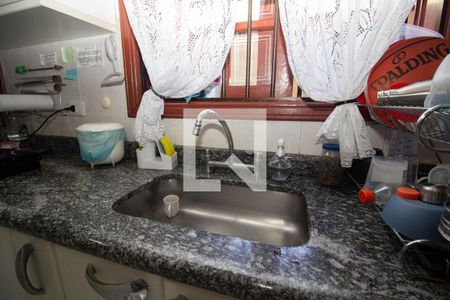 Casa à venda com 219m², 3 quartos e 5 vagasCozinha - Torneira