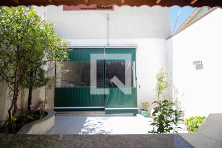 Casa à venda com 219m², 3 quartos e 5 vagasChurrasqueira