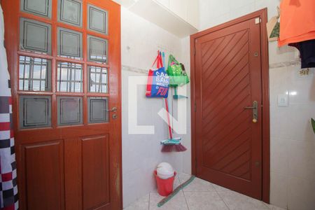 Casa à venda com 219m², 3 quartos e 5 vagasÁrea de Serviço