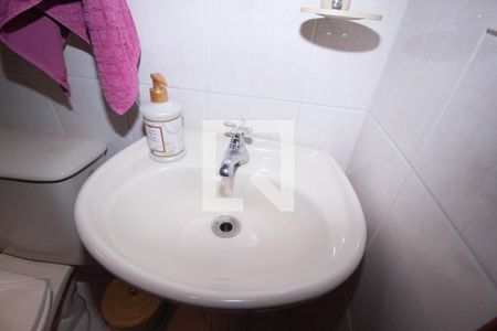 Casa à venda com 219m², 3 quartos e 5 vagasBanheiro de Serviço