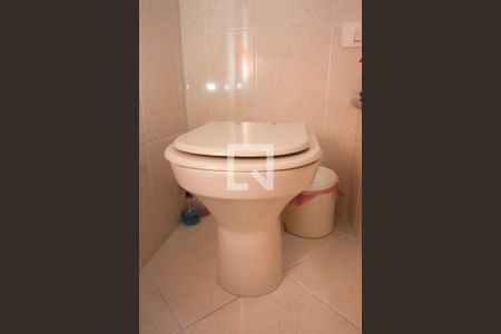 Casa à venda com 219m², 3 quartos e 5 vagasBanheiro