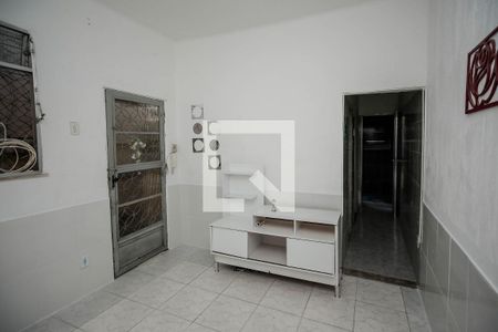 Sala de casa para alugar com 1 quarto, 55m² em Piedade, Rio de Janeiro