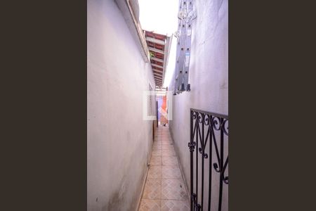 Casa à venda com 90m², 2 quartos e 2 vagas Casa à venda com 90m², 2 quartos e 2 vagasCorredor