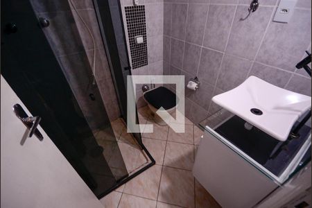 Casa à venda com 90m², 2 quartos e 2 vagas Casa à venda com 90m², 2 quartos e 2 vagasBanheiro