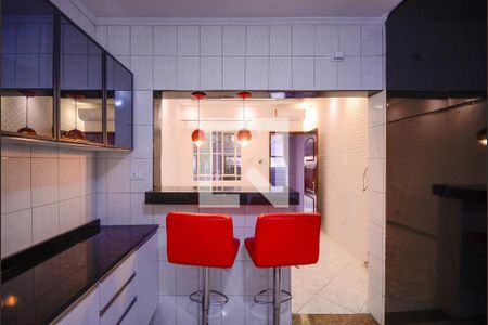 Casa à venda com 90m², 2 quartos e 2 vagas Casa à venda com 90m², 2 quartos e 2 vagasCozinha