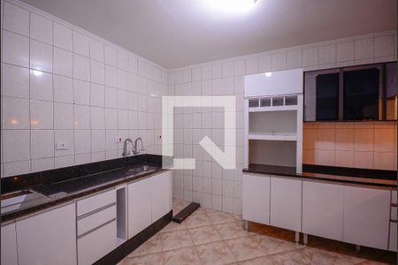 Casa à venda com 90m², 2 quartos e 2 vagas Casa à venda com 90m², 2 quartos e 2 vagasCozinha
