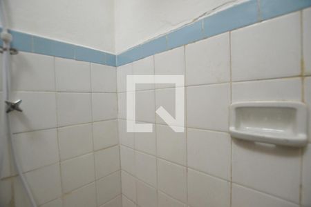 Banheiro de kitnet/studio para alugar com 1 quarto, 36m² em Centro Histórico, Porto Alegre