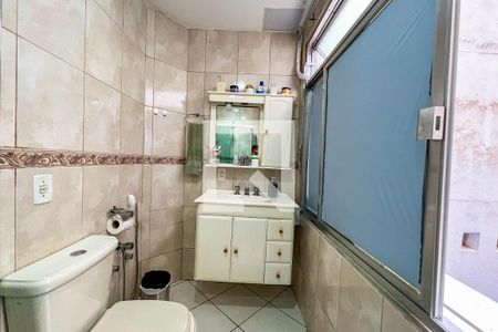 Apartamento à venda com 132m², 3 quartos e sem vagaBanheiro