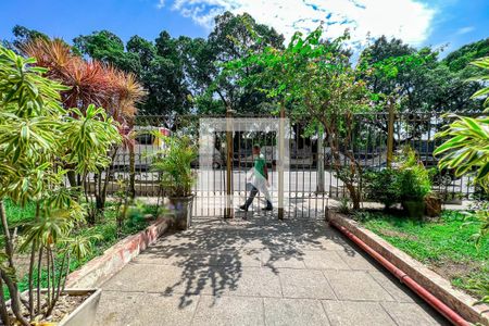 Apartamento à venda com 132m², 3 quartos e sem vagaÁrea comum