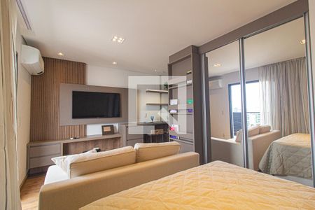 Quarto  de kitnet/studio para alugar com 1 quarto, 35m² em Centro, Curitiba