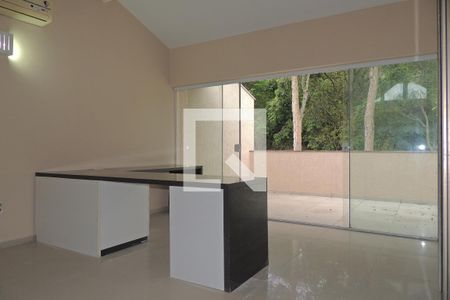 Casa à venda com 243m², 3 quartos e 2 vagasSala 2