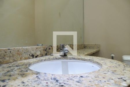 Casa à venda com 243m², 3 quartos e 2 vagasLavabo