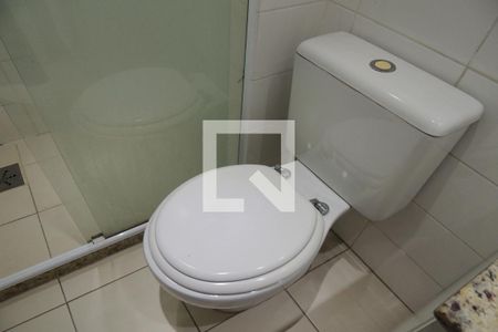 Casa à venda com 243m², 3 quartos e 2 vagasBanheiro da Suíte 1