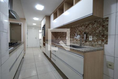 Casa à venda com 243m², 3 quartos e 2 vagasCozinha - Armários