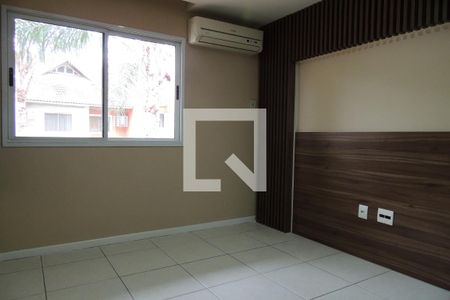 Casa à venda com 243m², 3 quartos e 2 vagasQuarto Suíte 2 