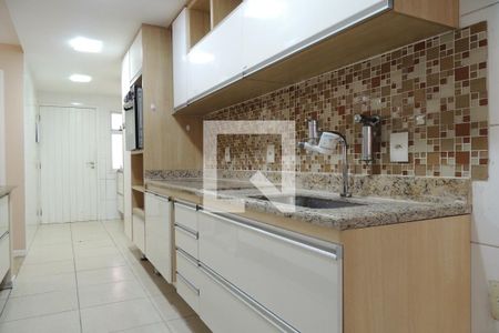 Casa à venda com 243m², 3 quartos e 2 vagasCozinha - Armários