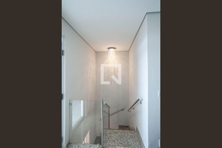 Apartamento à venda com 160m², 3 quartos e 3 vagasEscada