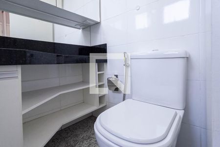 Apartamento à venda com 160m², 3 quartos e 3 vagasBanheiro da suíte