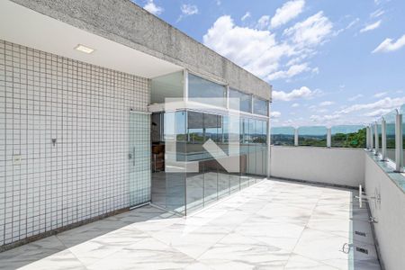 Apartamento à venda com 160m², 3 quartos e 3 vagasCobertura