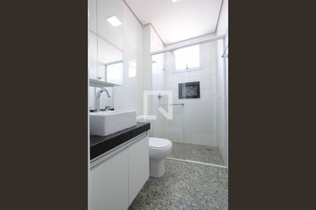 Apartamento à venda com 160m², 3 quartos e 3 vagasBanheiro social