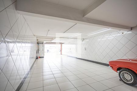 Casa para alugar com 350m², 2 quartos e 8 vagasSalão comercial