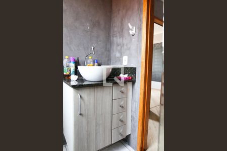Apartamento à venda com 48m², 2 quartos e 1 vaga Apartamento à venda com 48m², 2 quartos e 1 vagaBanheiro