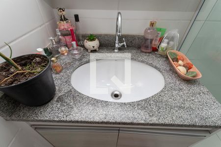 Apartamento à venda com 62m², 3 quartos e 1 vagaBanheiro da suíte 