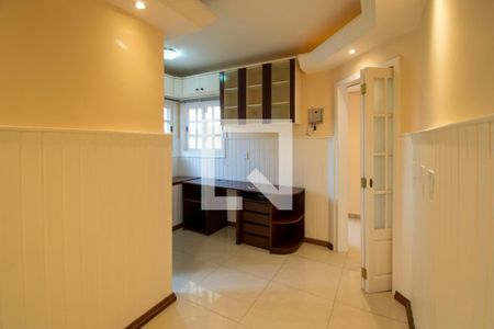 Casa de condomínio à venda com 210m², 3 quartos e 1 vaga Casa de condomínio à venda com 210m², 3 quartos e 1 vagaEscritório