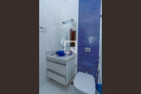 Casa à venda com 480m², 4 quartos e 5 vagasBanheiro Corredor