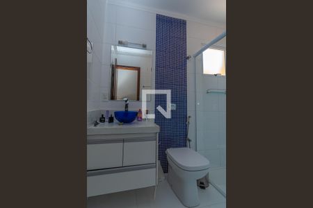 Casa à venda com 480m², 4 quartos e 5 vagasBanheiro Corredor