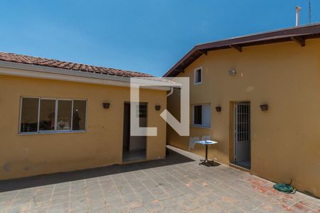 Casa à venda com 480m², 4 quartos e 5 vagasQuintal