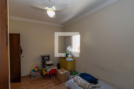 Casa à venda com 480m², 4 quartos e 5 vagasQuarto 2