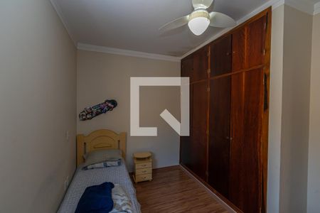 Casa à venda com 480m², 4 quartos e 5 vagasQuarto 2