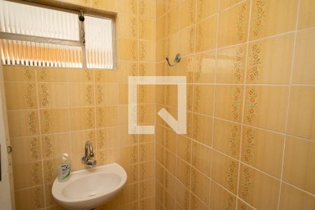 Lavabo 2 de casa para alugar com 3 quartos, 280m² em Ferrazópolis, São Bernardo do Campo