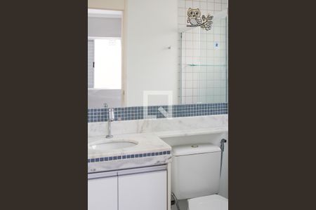 Banheiro do Quarto 2 de apartamento para alugar com 3 quartos, 70m² em Jardim Santa Rosa, Valinhos