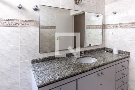 Apartamento à venda com 200m², 3 quartos e 1 vaga Apartamento à venda com 200m², 3 quartos e 1 vagaBanheiro