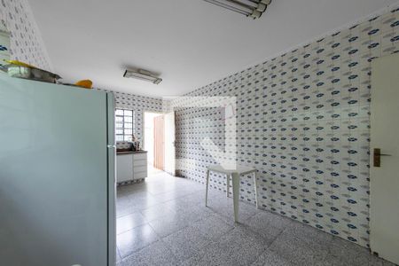 Casa à venda com 225m², 4 quartos e 2 vagas Casa à venda com 225m², 4 quartos e 2 vagasCozinha