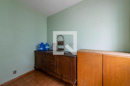 Casa à venda com 225m², 4 quartos e 2 vagas Casa à venda com 225m², 4 quartos e 2 vagasQuarto de Serviço