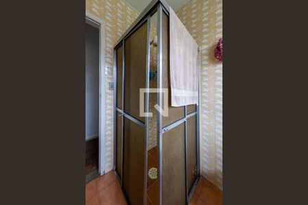 Casa à venda com 225m², 4 quartos e 2 vagas Casa à venda com 225m², 4 quartos e 2 vagasBanheiro