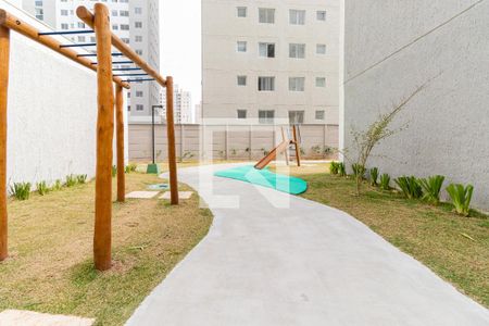 Apartamento para alugar com 45m², 2 quartos e 1 vaga Apartamento para alugar com 45m², 2 quartos e 1 vagaÁrea Comum - Playground