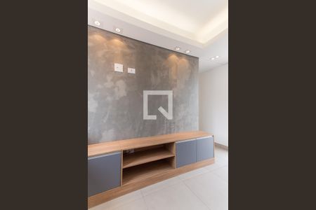 Sala de apartamento para alugar com 1 quarto, 42m² em Vila Mazzei, São Paulo