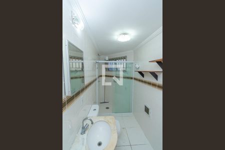 Banheiro de apartamento à venda com 1 quarto, 57m² em Centro, Campinas