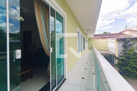 Casa para alugar com 234m², 3 quartos e 5 vagasSacada